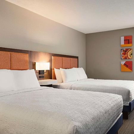 Hampton Inn Шарлотсвілл Екстер'єр фото