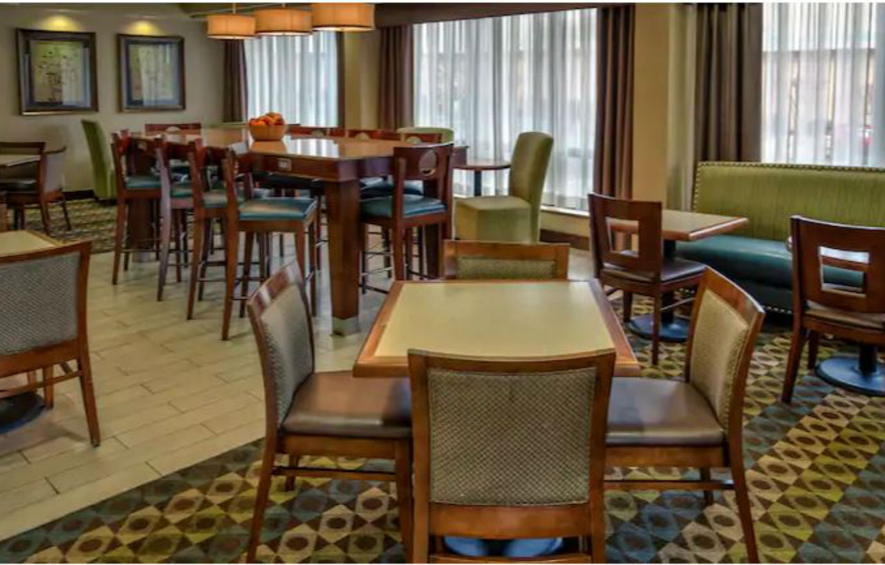 Hampton Inn Шарлотсвілл Екстер'єр фото